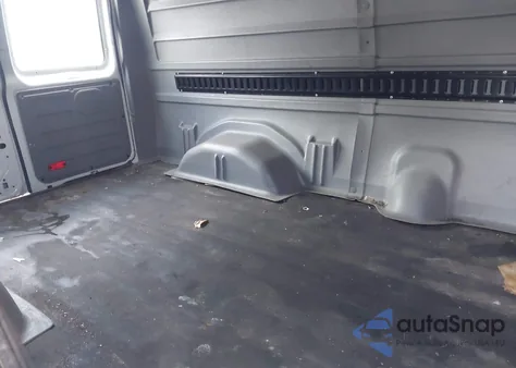 2012 Ford E-250 Commercial z USA, uszkodzony, nr VIN 1FTNE2EW6CDB13898